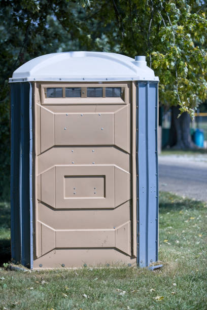 Best Luxury portable toilet rental  in Harlowton, MT
