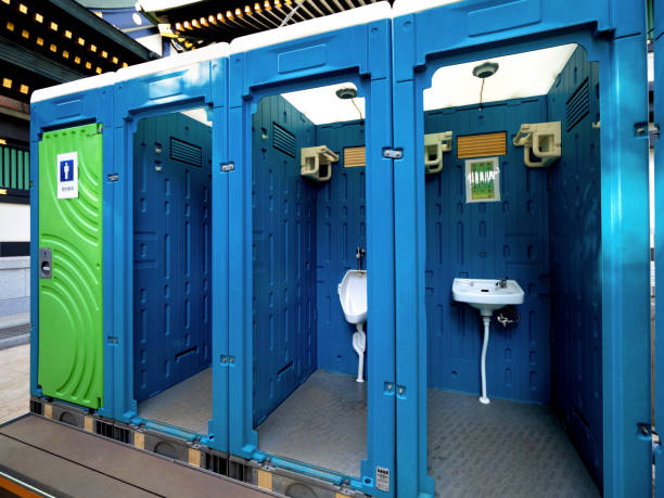 Best Portable restroom trailer rental  in Harlowton, MT
